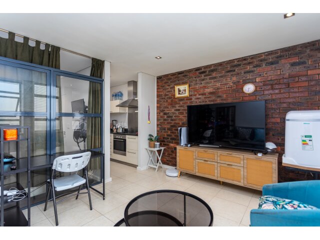 <!--[if BLOCK]><![endif]--> 402 34 St Georges  40 Strand Street , Cape Town Centre, Cape Town <!--[if ENDBLOCK]><![endif]-->